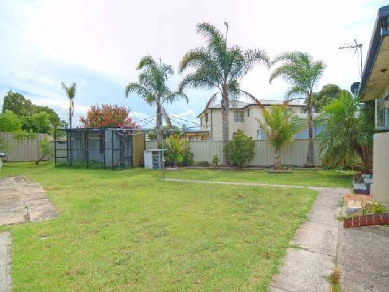 44 Bambil Crescent, Dapto NSW 2530