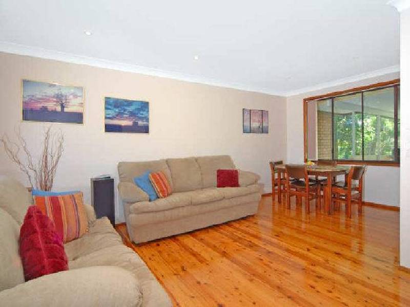 52 Ena Avenue, Dapto NSW 2530