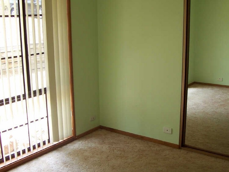 15 Ribbonwood Road, Farmborough Heights NSW 2526