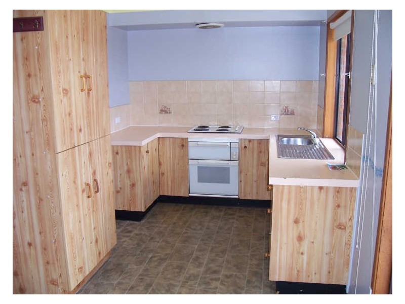 15 Ribbonwood Road, Farmborough Heights NSW 2526