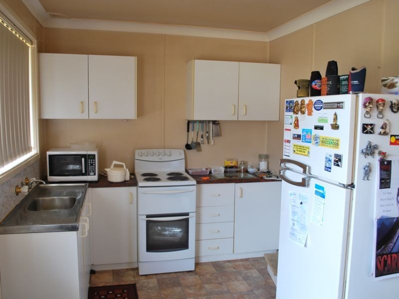 4/2 Brownsville Avenue, Brownsville NSW 2530