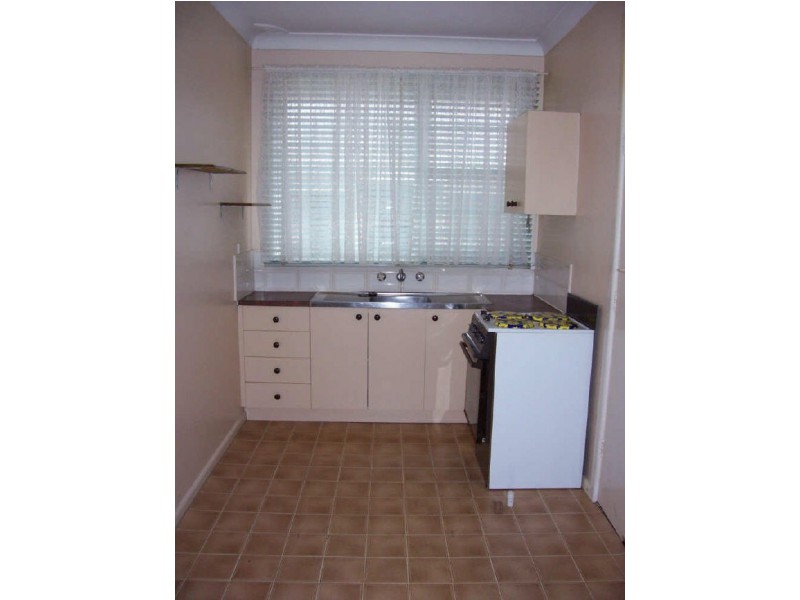 1/98 Kurrajong Street, Windang NSW 2528