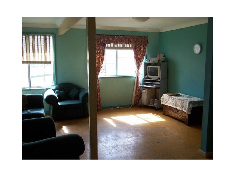 82 Tait Avenue, Kanahooka NSW 2530