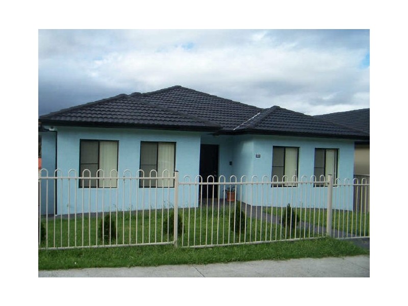 210 Kanahooka Road, Kanahooka NSW 2530