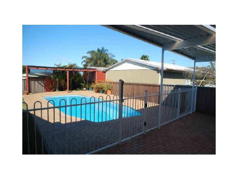 2 Eleban Place, Berkeley NSW 2506