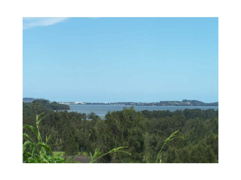 54 Sanderson Road, Kanahooka NSW 2530