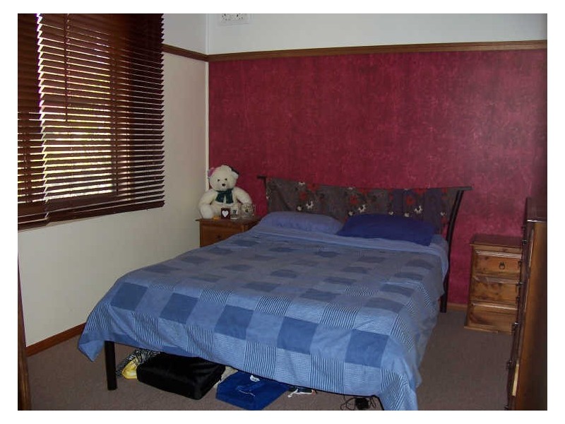 18 Barber Street, Berkeley NSW 2506