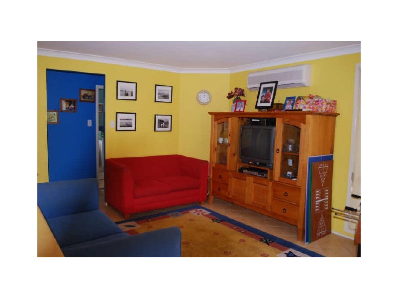 18 Glengarry Way, Horsley NSW 2530