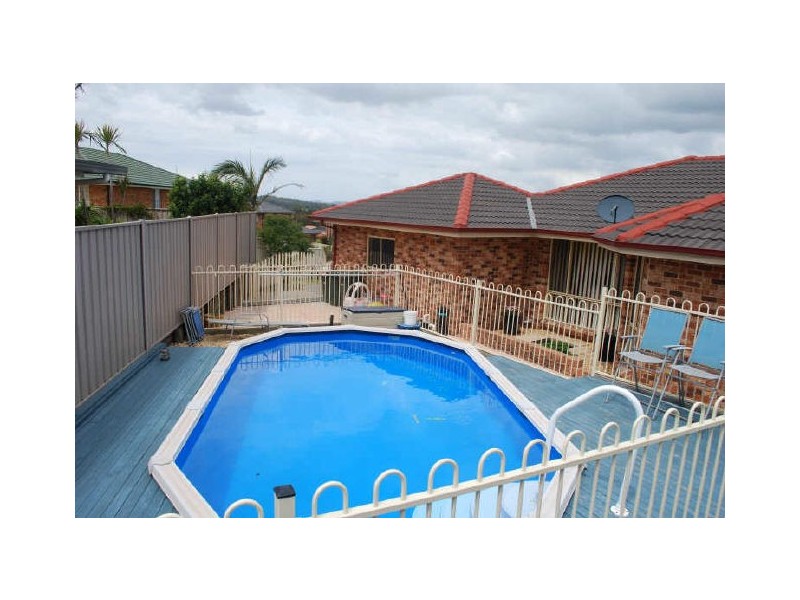 18 Glengarry Way, Horsley NSW 2530