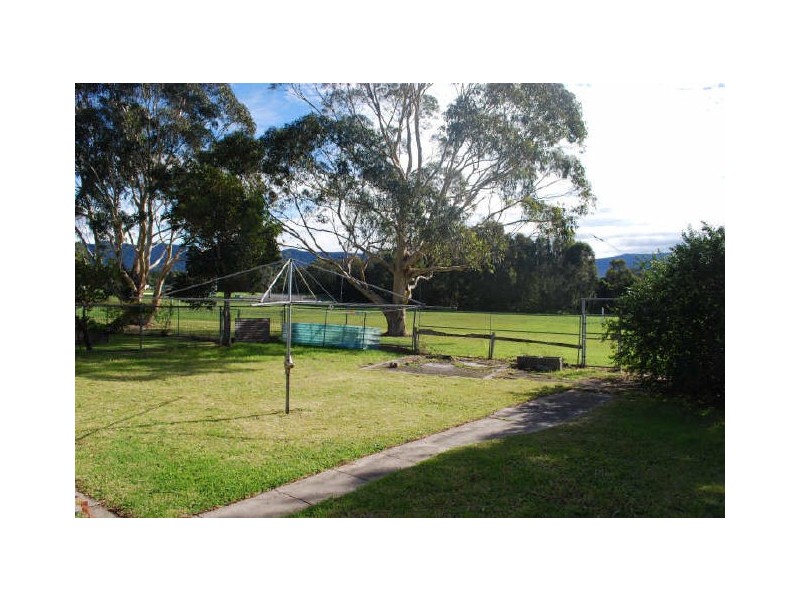 62 Parkside Drive, Dapto NSW 2530
