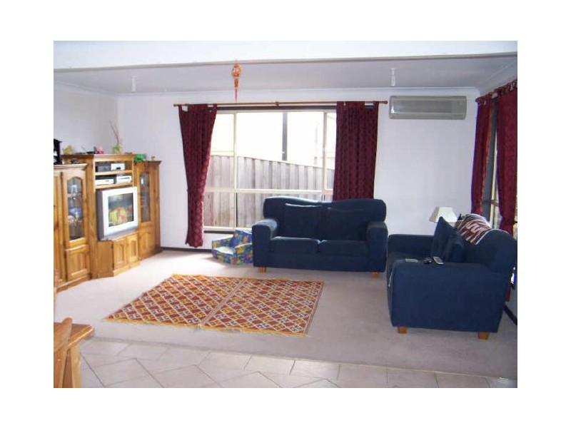 4 Mundoonen Crescent, Horsley NSW 2530