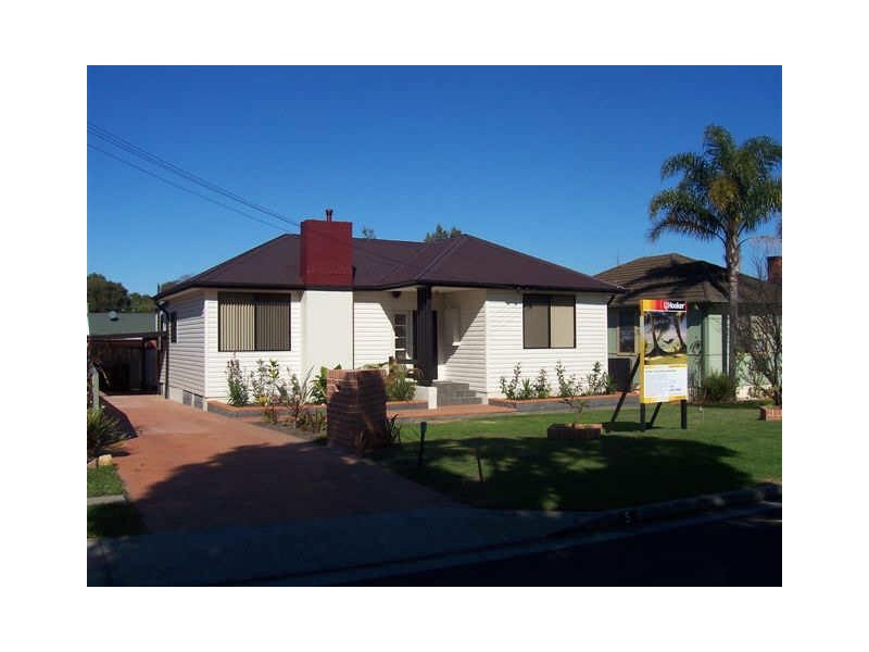 5 Massey Street, Berkeley NSW 2506