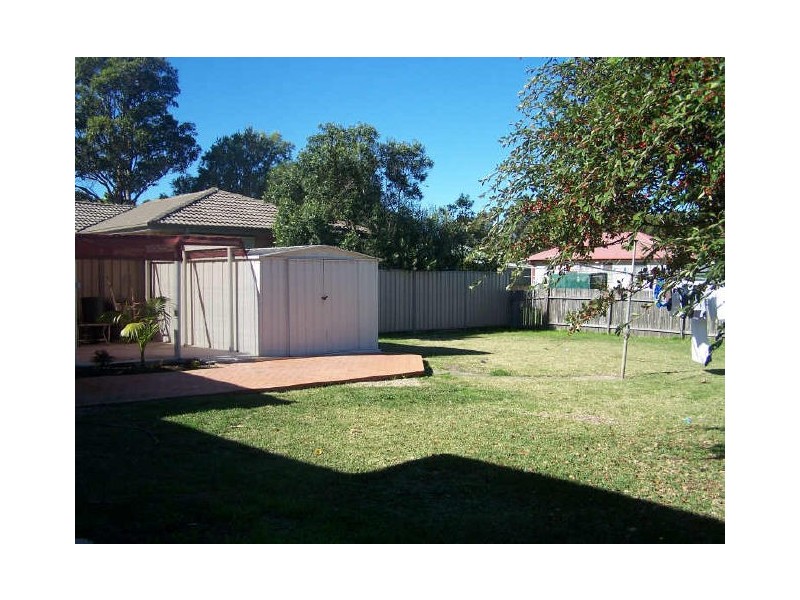 5 Massey Street, Berkeley NSW 2506