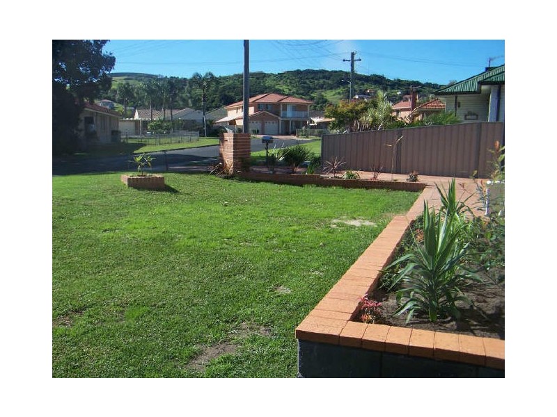 5 Massey Street, Berkeley NSW 2506
