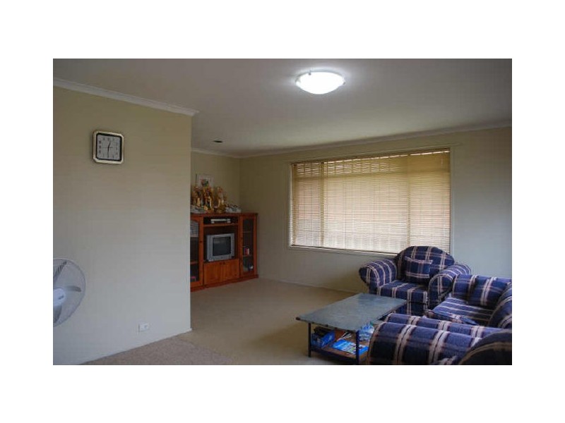 15 Parkdale Avenue, Horsley NSW 2530