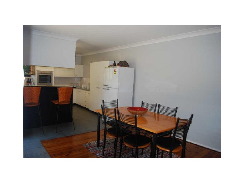 10 Hayward Street, Kanahooka NSW 2530