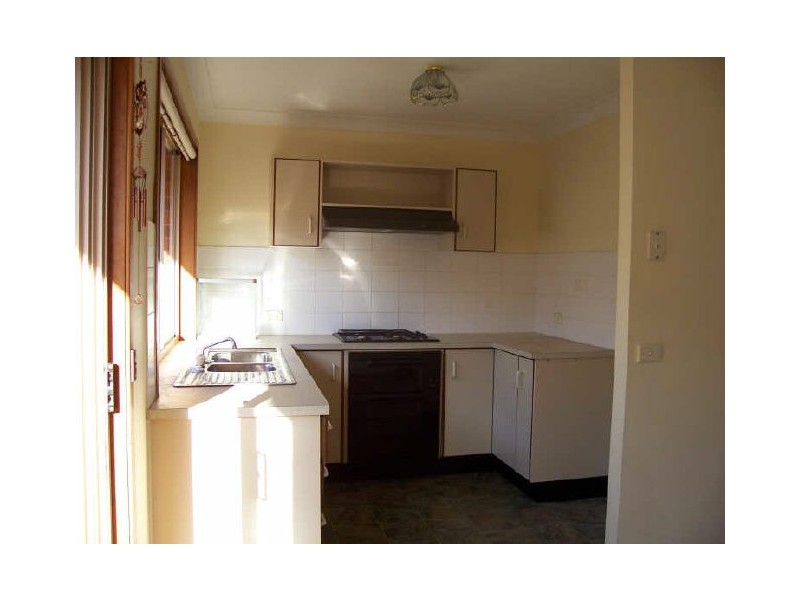 4 Jenail Place, Horsley NSW 2530