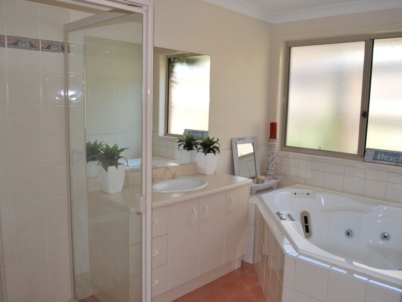 18 Karara Avenue, Horsley NSW 2530