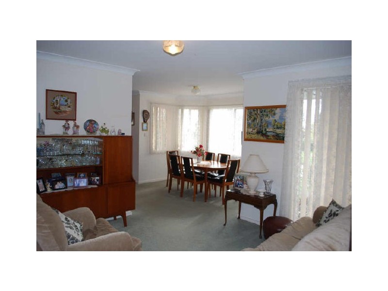 2 Ashmore Crescent, Kanahooka NSW 2530