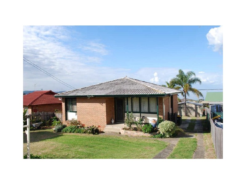 9 Inglebar Crescent, Koonawarra NSW 2530