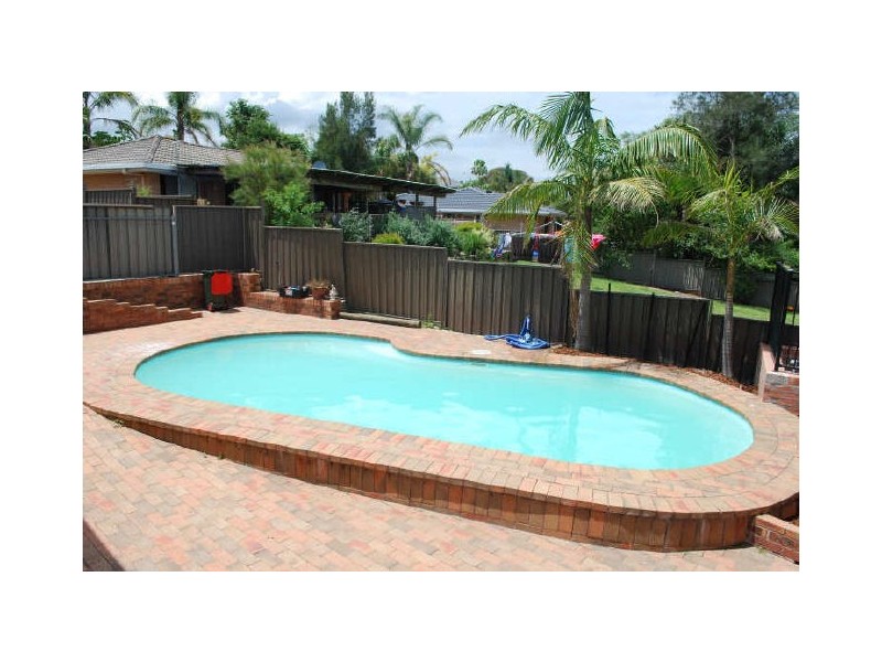 41 Sierra Drive, Horsley NSW 2530