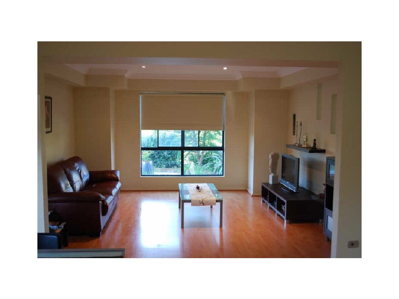 37 Campaspe Circuit, Albion Park NSW 2527