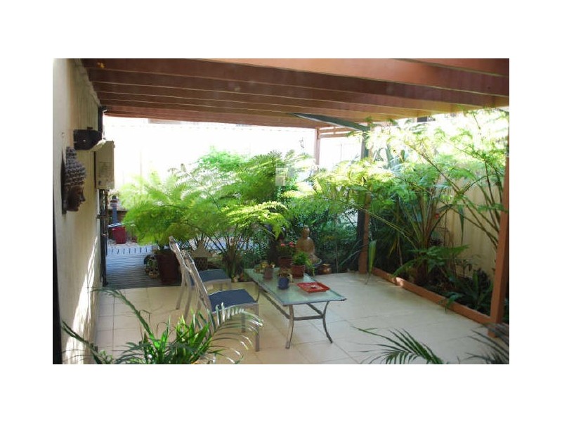 37 Campaspe Circuit, Albion Park NSW 2527