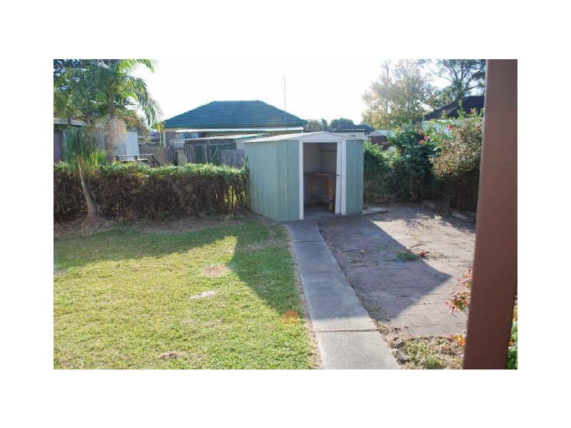 24 Cambridge Road, Dapto NSW 2530