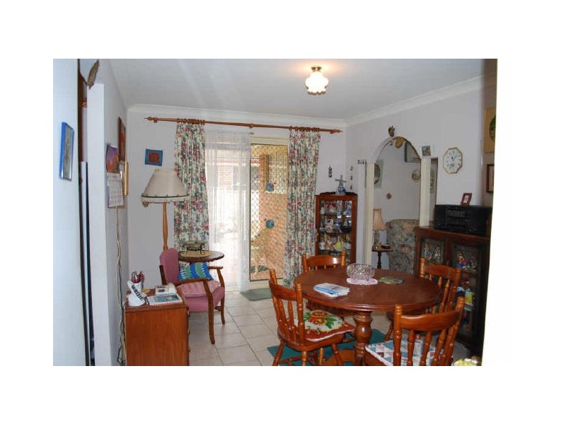 12 Amanda Place, Horsley NSW 2530