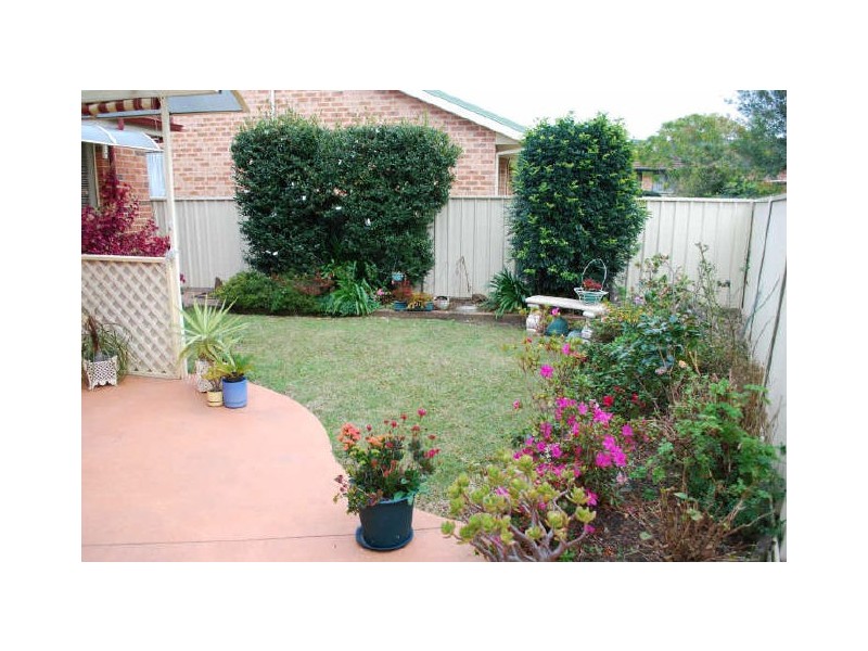 12 Amanda Place, Horsley NSW 2530