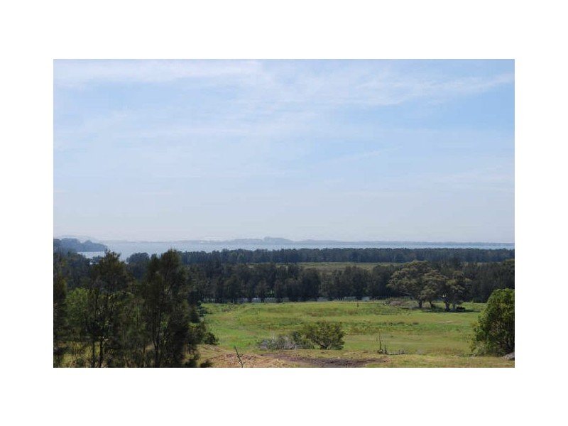 46 Sanderson Road, Kanahooka NSW 2530