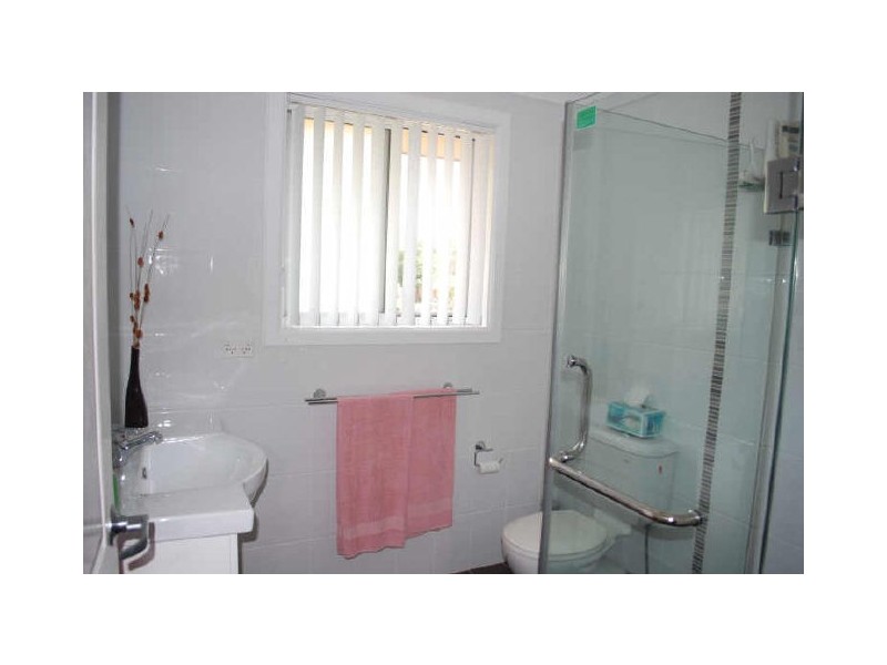 4/10-12 Bateman Avenue, Albion Park Rail NSW 2527