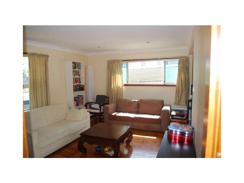 10 Cumberland Street, Berkeley NSW 2506