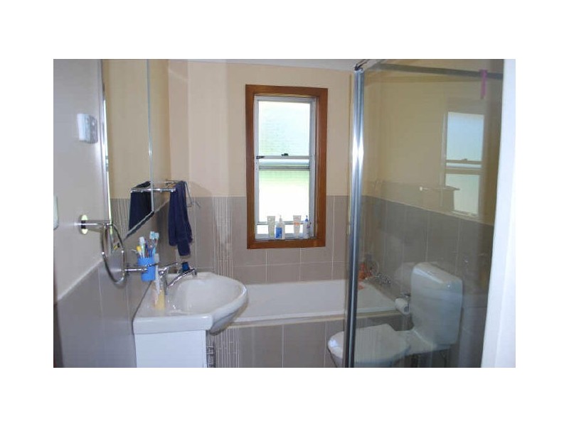 10 Cumberland Street, Berkeley NSW 2506