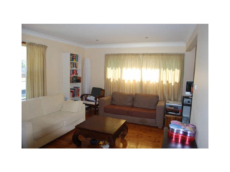10 Cumberland Street, Berkeley NSW 2506