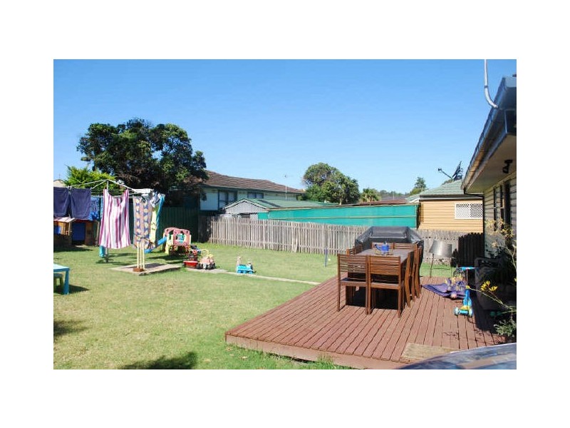 10 Cumberland Street, Berkeley NSW 2506