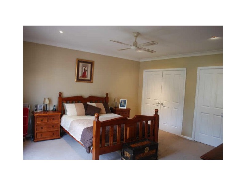 40 Ena Avenue, Dapto NSW 2530