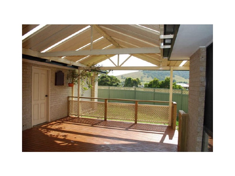 11 Springwood Street, Albion Park NSW 2527