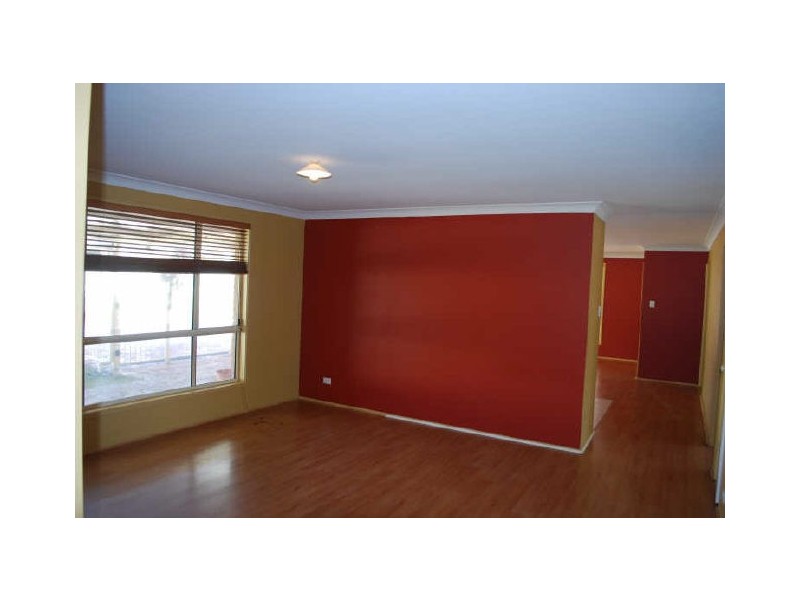 2 Bridgewater Drive, Horsley NSW 2530