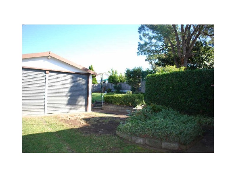 30 Gilba Road, Koonawarra NSW 2530