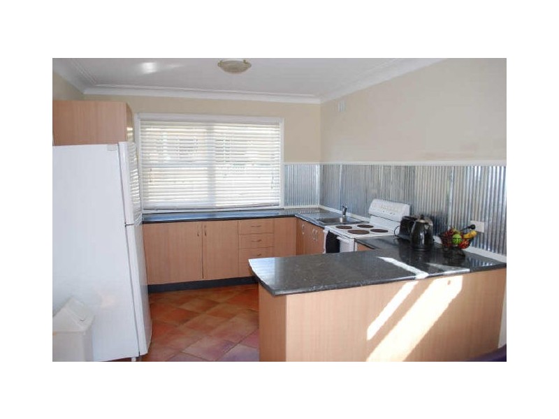 20 Brook Street, Dapto NSW 2530