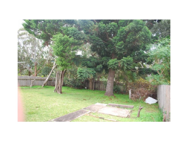 73 Lakelands Drive, Dapto NSW 2530
