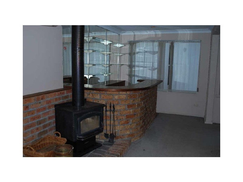 241 Princes Highway, Dapto NSW 2530