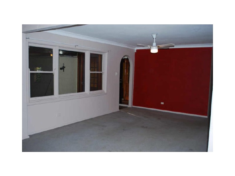 241 Princes Highway, Dapto NSW 2530