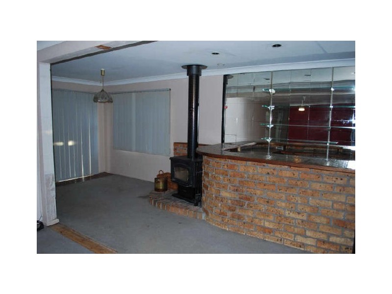 241 Princes Highway, Dapto NSW 2530