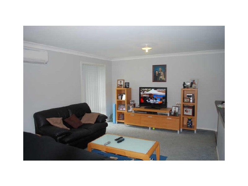 11 Robins Creek Drive, Horsley NSW 2530