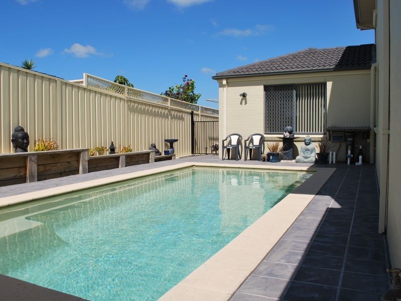 5 Woodside Circuit, Horsley NSW 2530