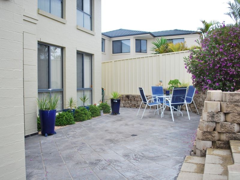 5 Woodside Circuit, Horsley NSW 2530