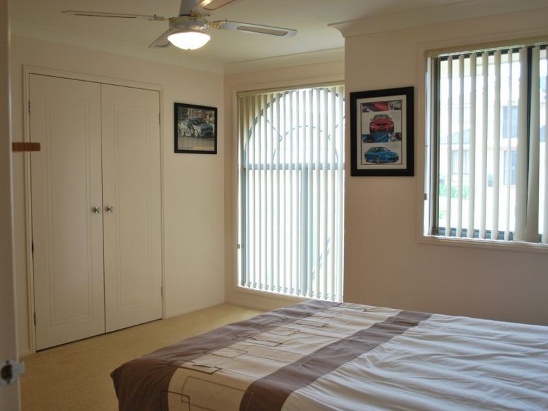 5 Woodside Circuit, Horsley NSW 2530