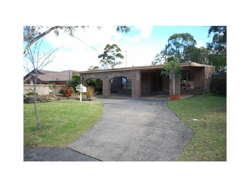 10 Highview Drive, Farmborough Heights NSW 2526
